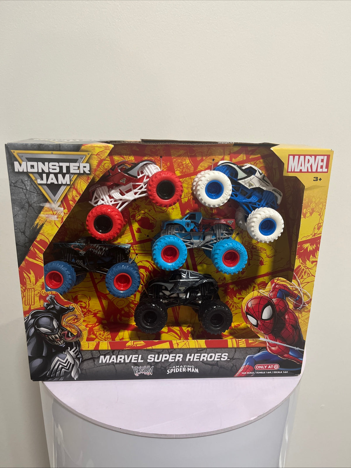 Monster Jam Marvel Super Heroes 1:64 Vehicle 5-Pack